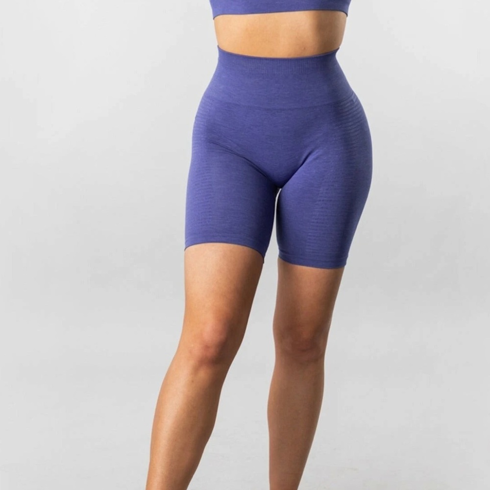 Alphalete Athletics Seamless Cycle Shorts Comet Purple Bicycle High Rise